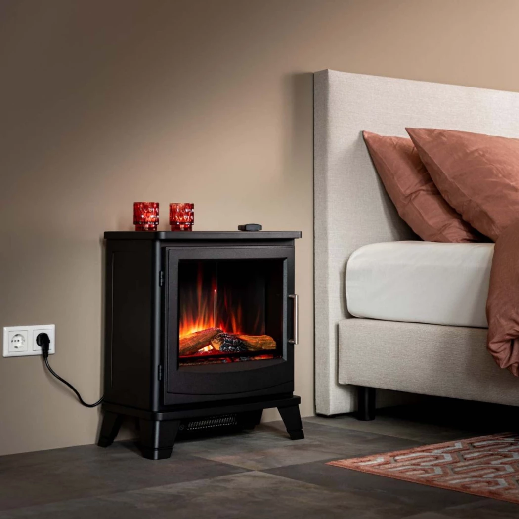 Trimline Solano fritstående Elpejs – Elegant Design og Effektiv Varme